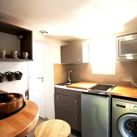 En Centre De Ferrand 35m² Avec Parking 아파트 *